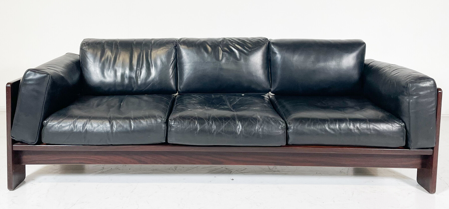 Bastiano Sofa by Tobia Scarpa for Knoll, leather and rosewood, Italy, 1962