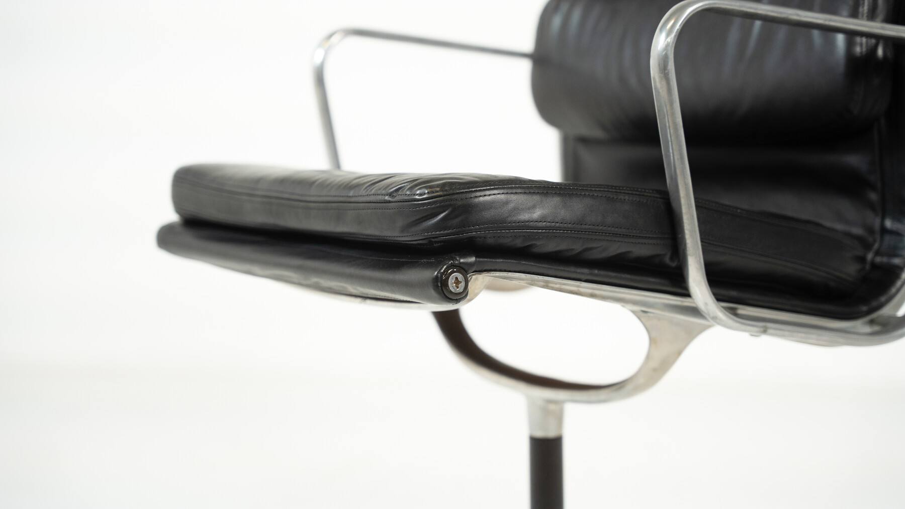 Ea 216 Soft Pad Desk Chair by Charles and Ray Eames