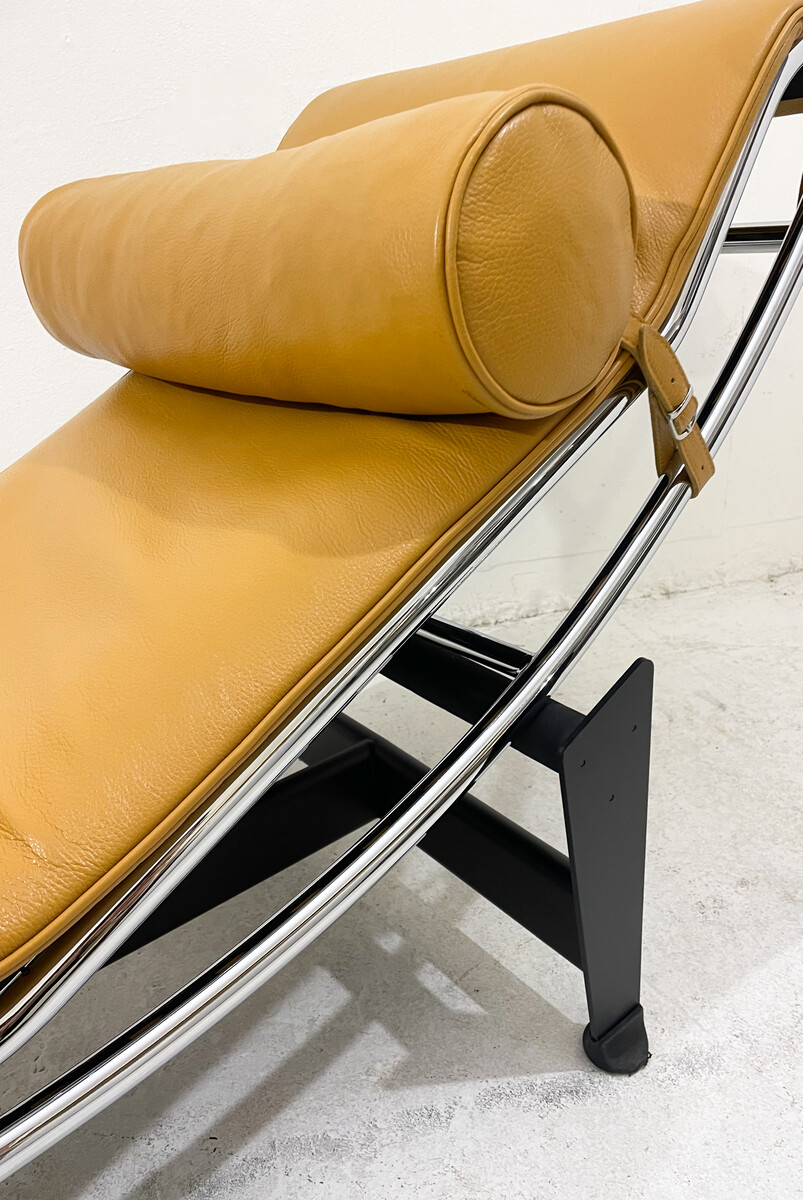 Le Corbusier Lounge Chair LC4 For Cassina, Cognac Leather,Italy