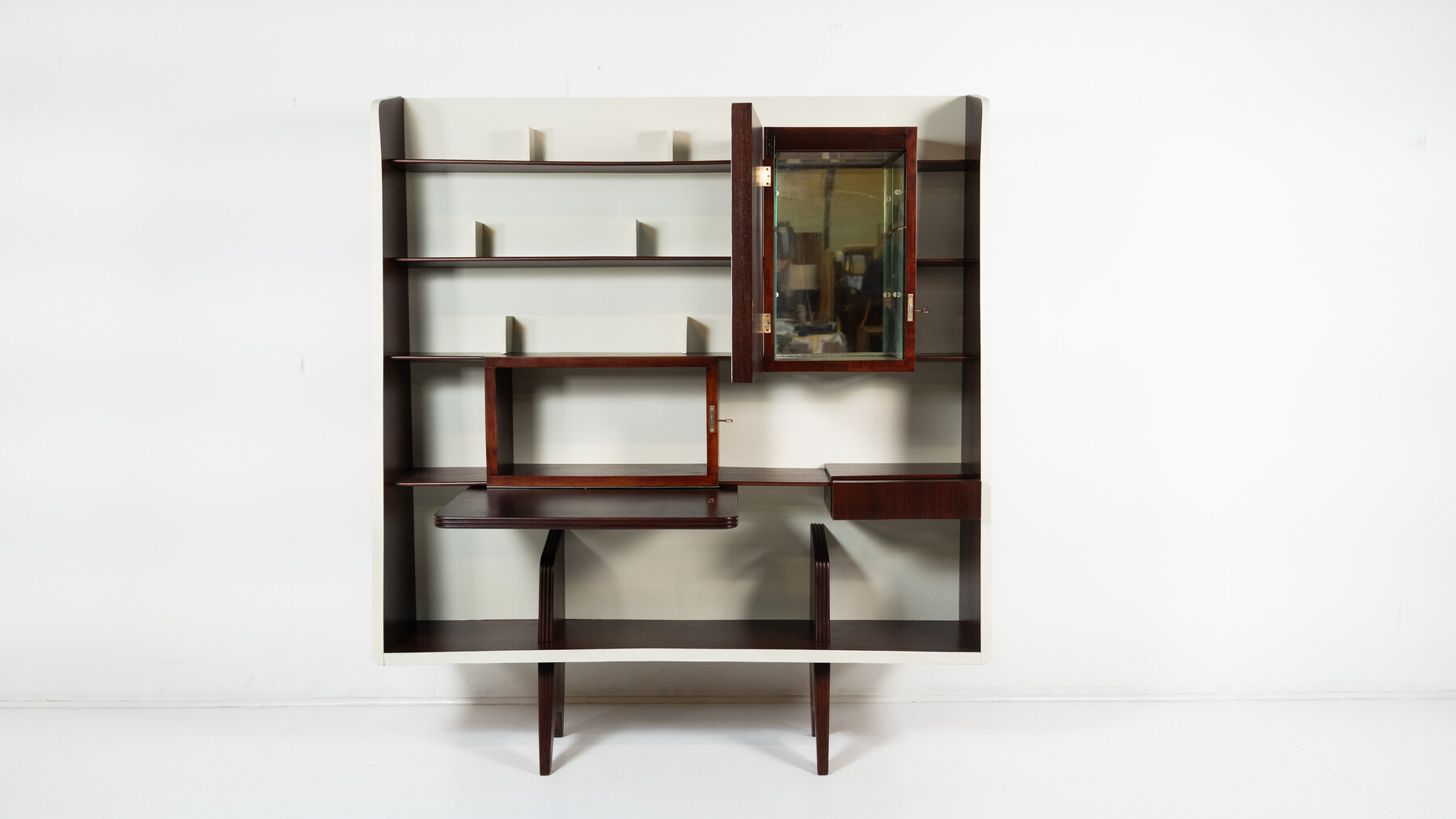 Mid-Century Bookcase by Gio Ponti for Ariberto Colombo, 1945