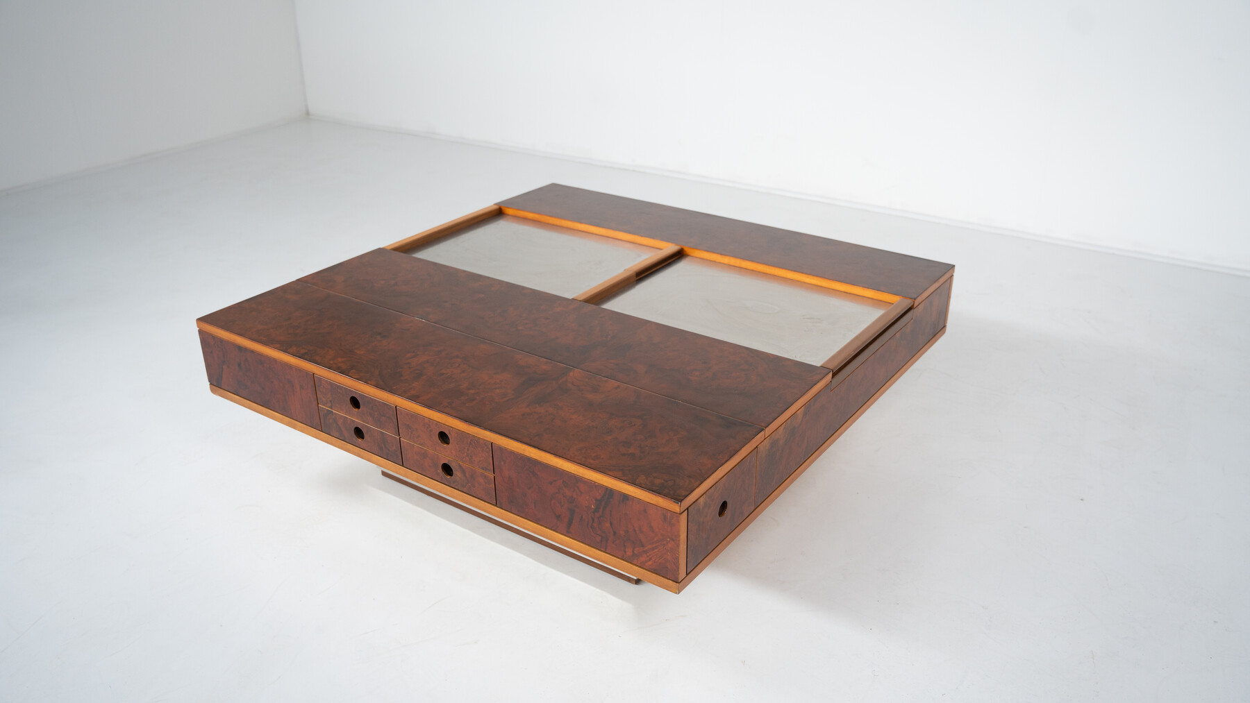 Mid-Century Modern Coffee Table, Italy, 1970s