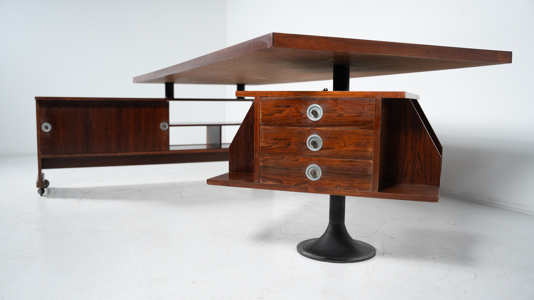 Mid-Century Modern Large Desk with Drawers, Italy, 1960s