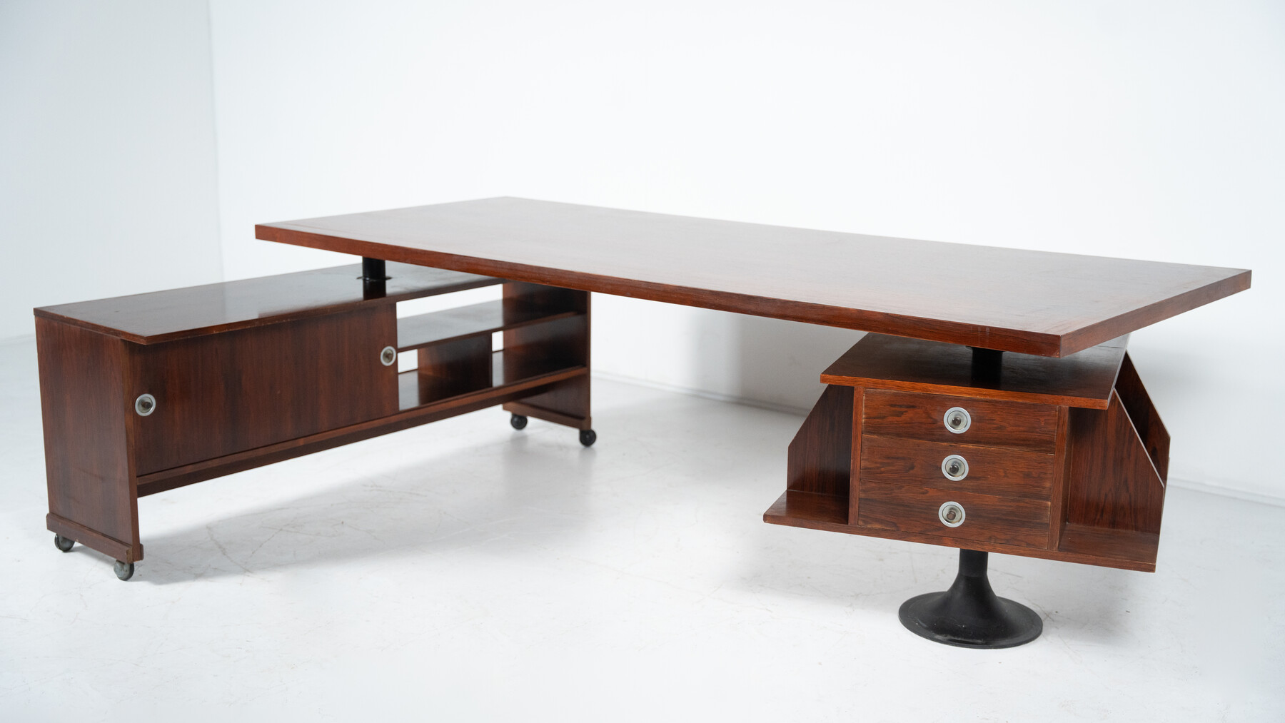 Mid-Century Modern Large Desk with Drawers, Italy, 1960s