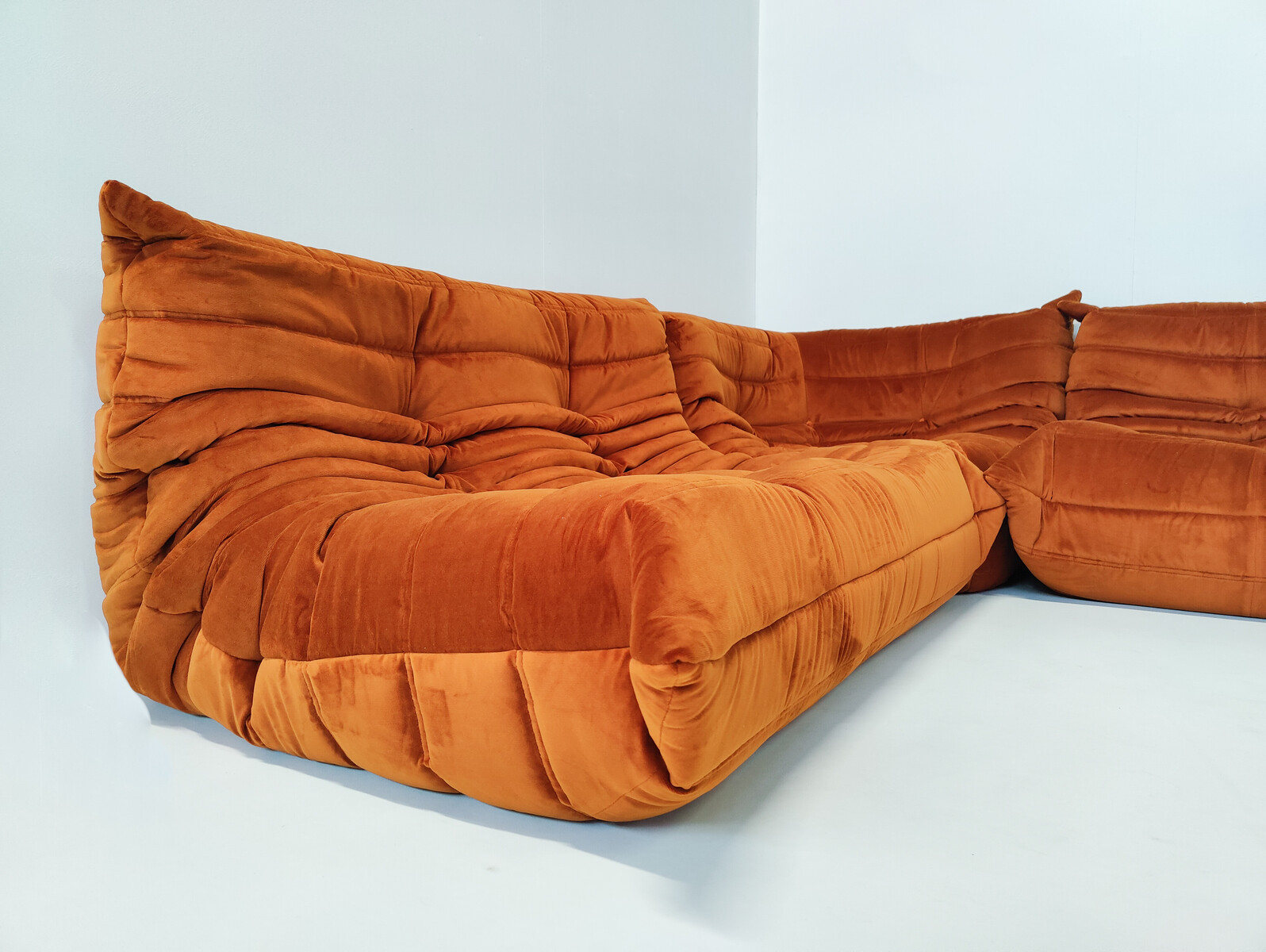 Mid-Century Modern Orange  Togo Sofa Set by Michel Ducaroy for Ligne  Roset - France, 1970s - Buy design & vintage Sofa online - Buy design &  vintage seating online - Watteeu