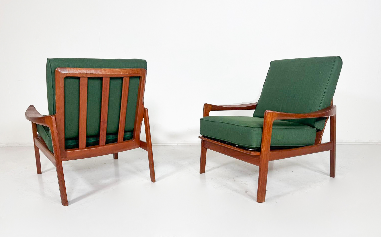 Mid-Century Modern Pair of Armchairs, Wood and Fabric,1960s - New Upholstery