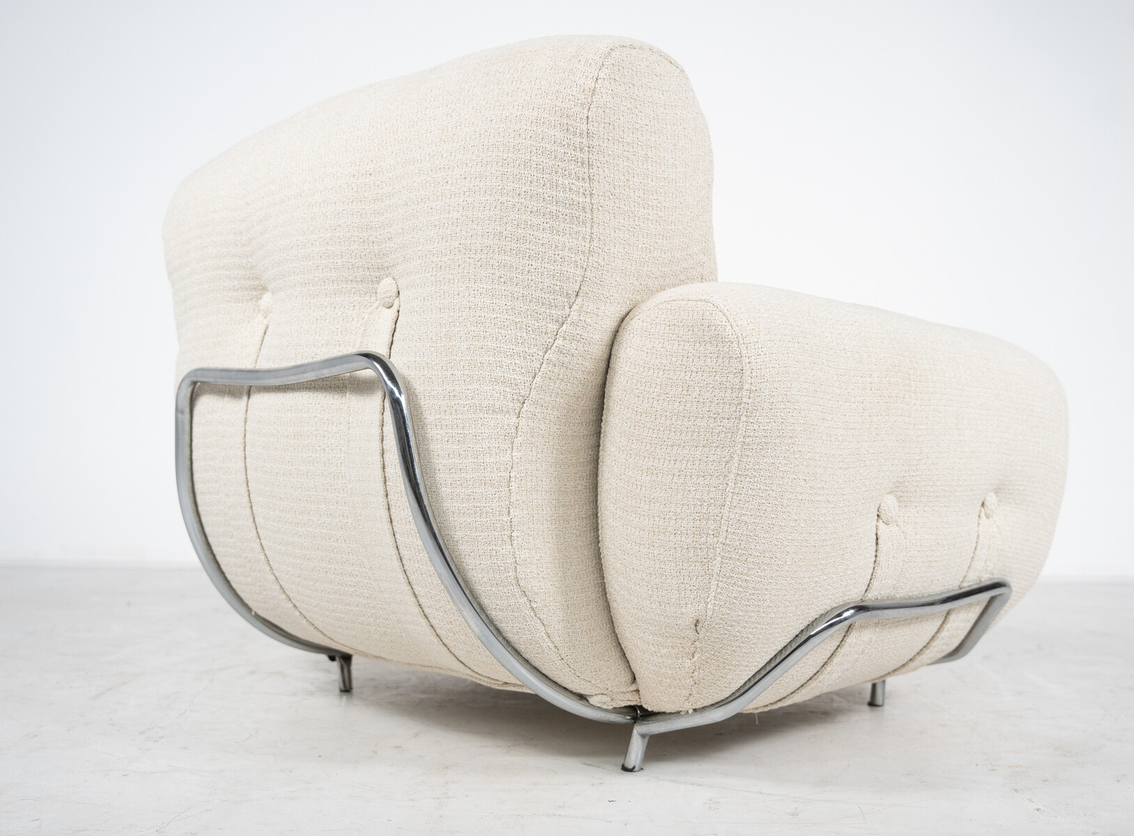 Mid-Century Modern Pair of Italian Armchairs, 1960s - New Upholstery