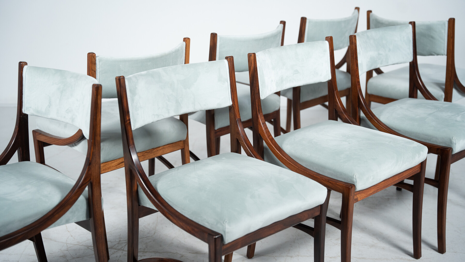 Mid-Century Modern Set of 8 Dining Chairs Model 110 by Ico Parisi for Cassina, 1960s