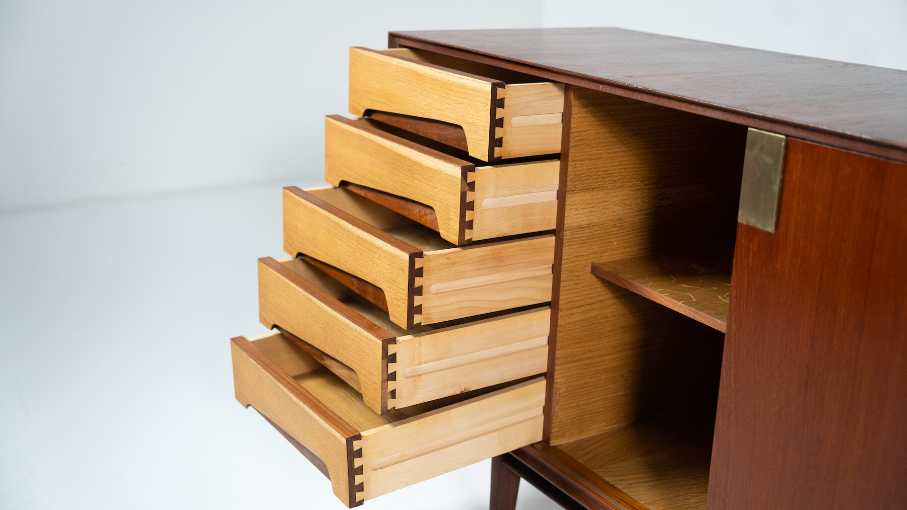 Mid-Century Modern Sideboard by Vittorio Dassi, Italy, 1950s