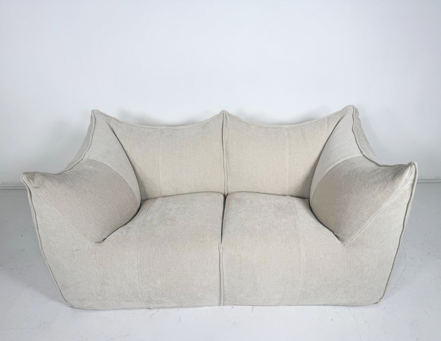 Mid-Century Modern Sofa Model Le Bambole by Mario Bellini for B&B Italia,1970s - New Upholstery