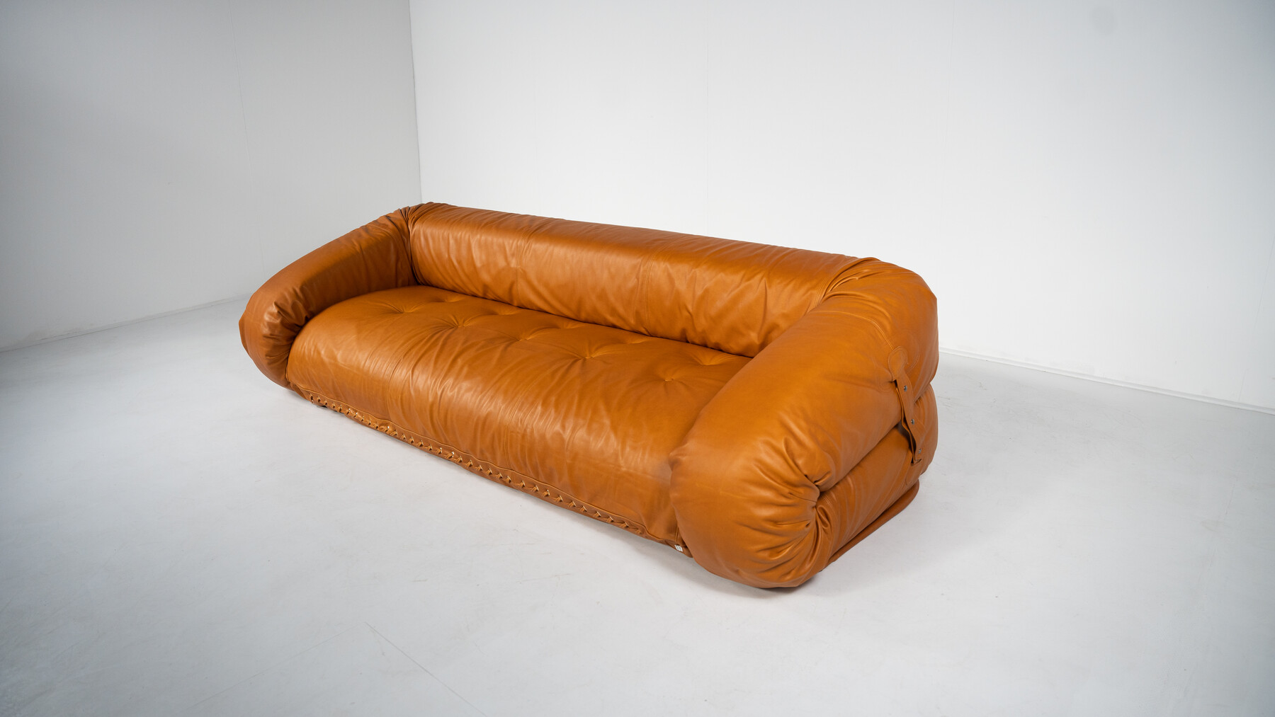 Mid-Century  Sofa / Bed model ''Anfibio