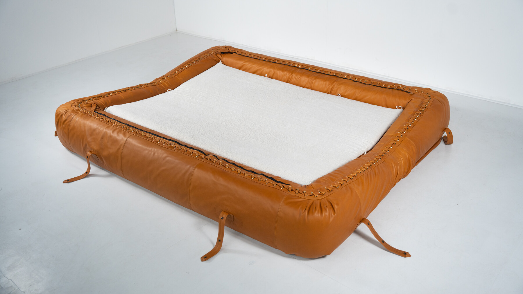 Mid-Century  Sofa / Bed model ''Anfibio