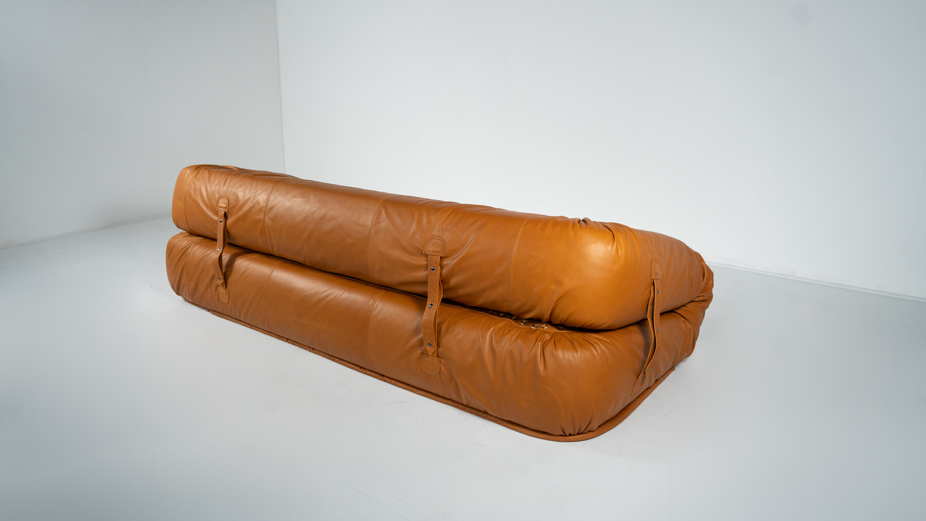 Mid-Century  Sofa / Bed model ''Anfibio