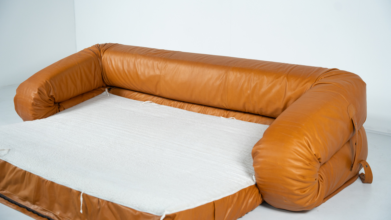 Mid-Century  Sofa / Bed model ''Anfibio