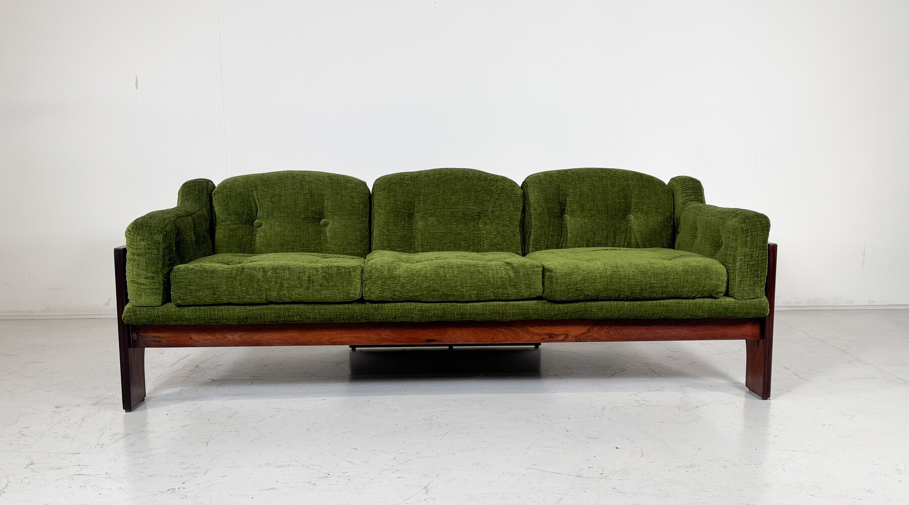 Mid-Century Sofa Oriolo by Claudio Salocchi for Sormani Wood and Green Fabric - Italy 1960s