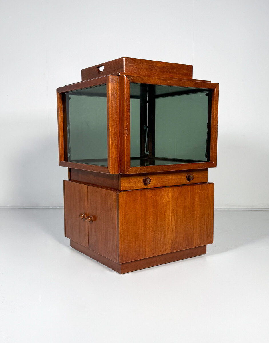 Mid-Century Wooden Bar Cabinet on wheels by Gianfranco Frattini for Bernini, 1970s