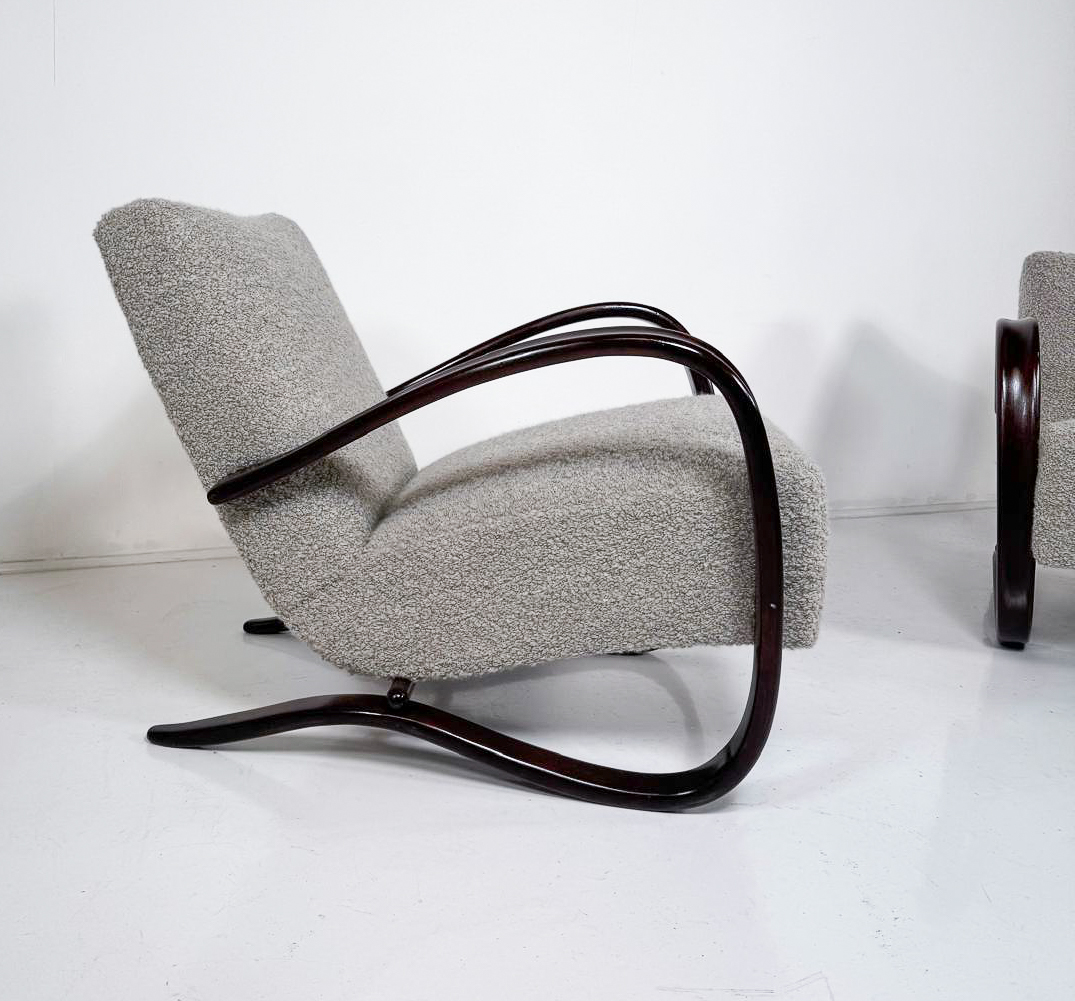 Pair of Bentwood Armchairs by Jindrich Halabala H269, Czech Republic, 1940s - New upholstery