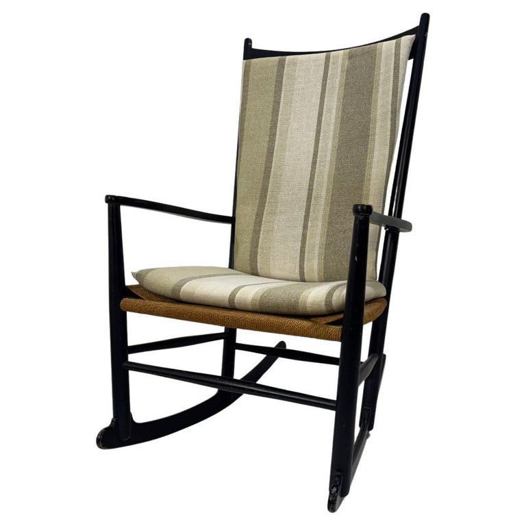 Rocking chair model J16 by Hans Wegner for FDB MOBLER 1964, Denmark