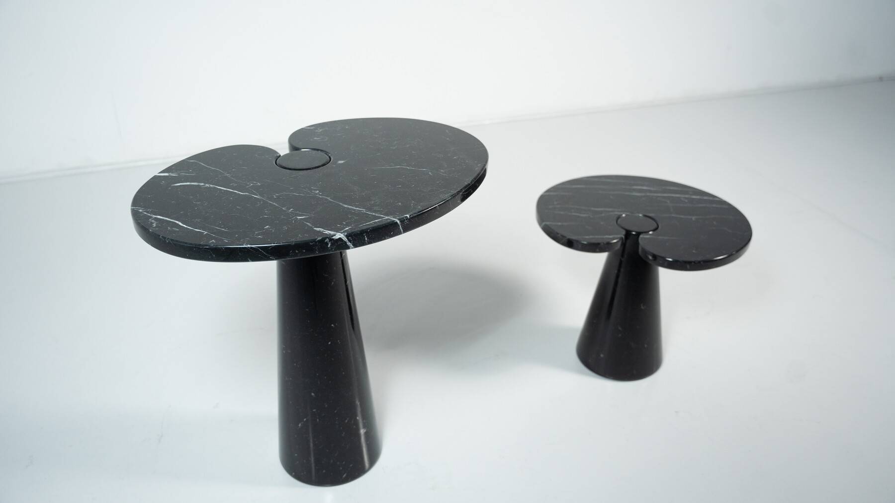 Set of 2 Black Marble Console Tables model ''Eros'' by Angelo Mangiarotti for Skipper - Italy