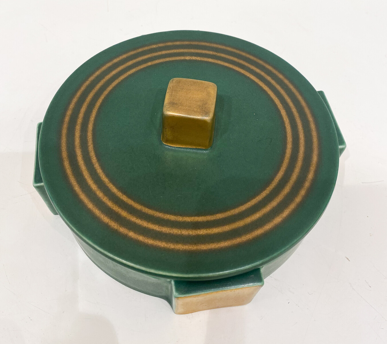 small green and gold enamel ceramic box, Villeroy et Boch, 1930