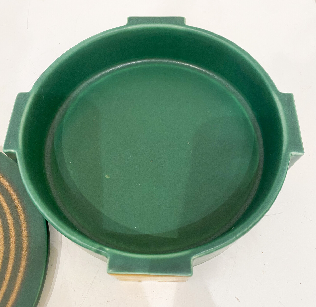 small green and gold enamel ceramic box, Villeroy et Boch, 1930